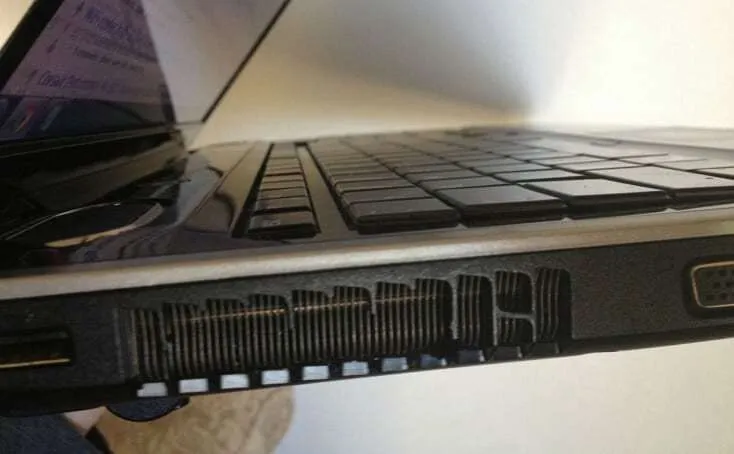 Laptop Vent 5 Cara Sederhana Mendinginkan Laptop yang Cepat Panas 4 Laptop Vent