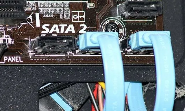 Cara Mengetahui Motherboard PC Bisa Pasang SSD 4 SATA II Cara Mengetahui Motherboard PC Bisa Pasang SSD 4 SATA II